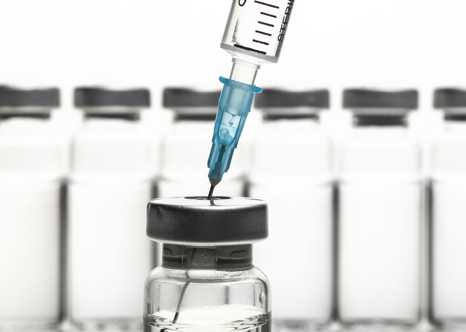 疫苗获得来自瓶子